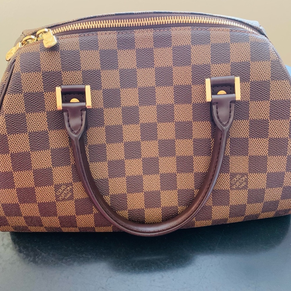 Authentic LV Ribera mm size - Picture 5 of 9